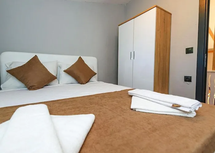 Villa Sarnic - Stone With Private Pool For 6 Guests In Kayakoey, Fethiye